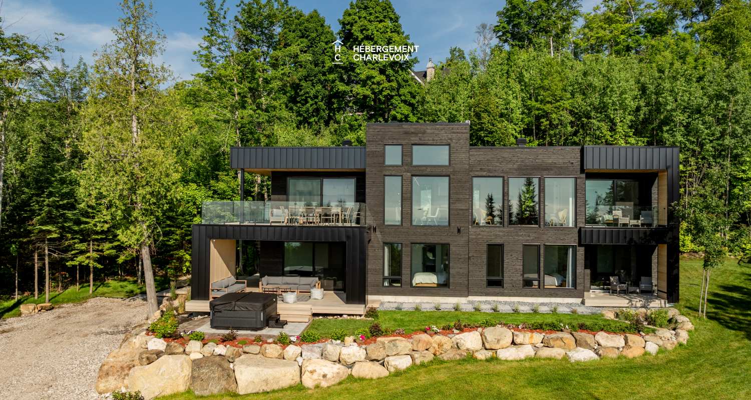 ALT-49 - Villa contemporaine offrant les splendeurs du St-Laurent!